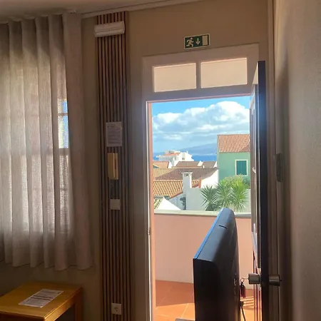 Sao Joao 3* Horta (Azores)